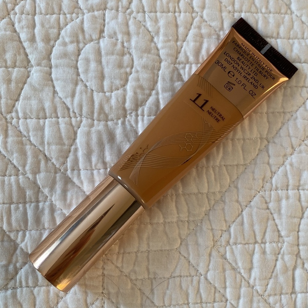 Charlotte Tilbury Make up Beautiful Skin Foundation Shade 11 Neutral - Picture 6 of 8